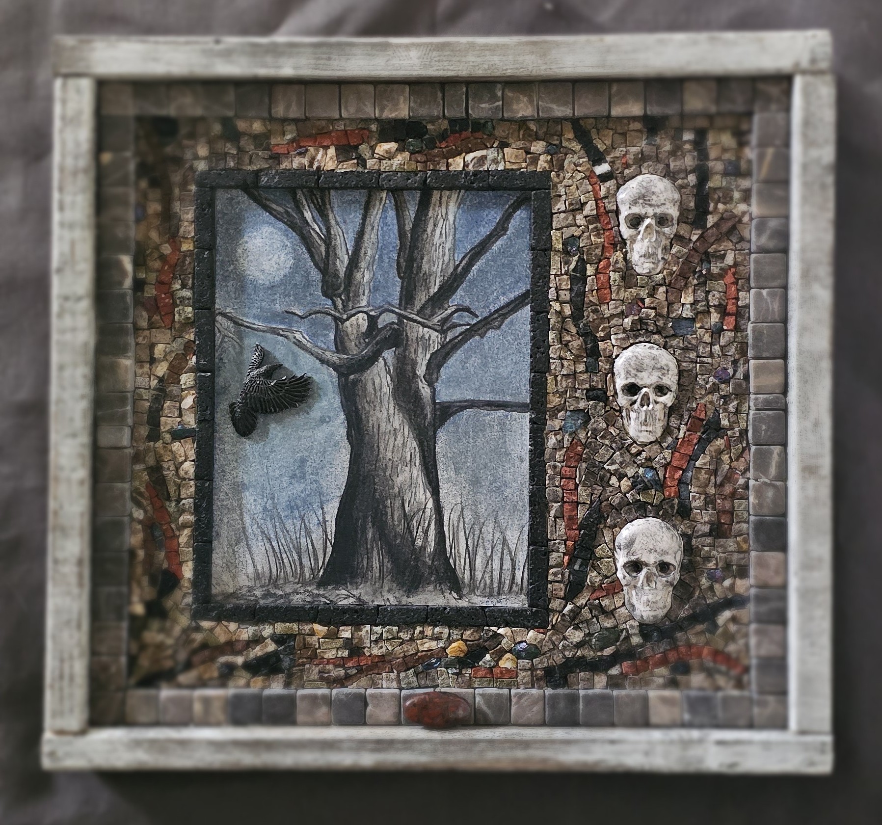 Raven & Skulls - view 3